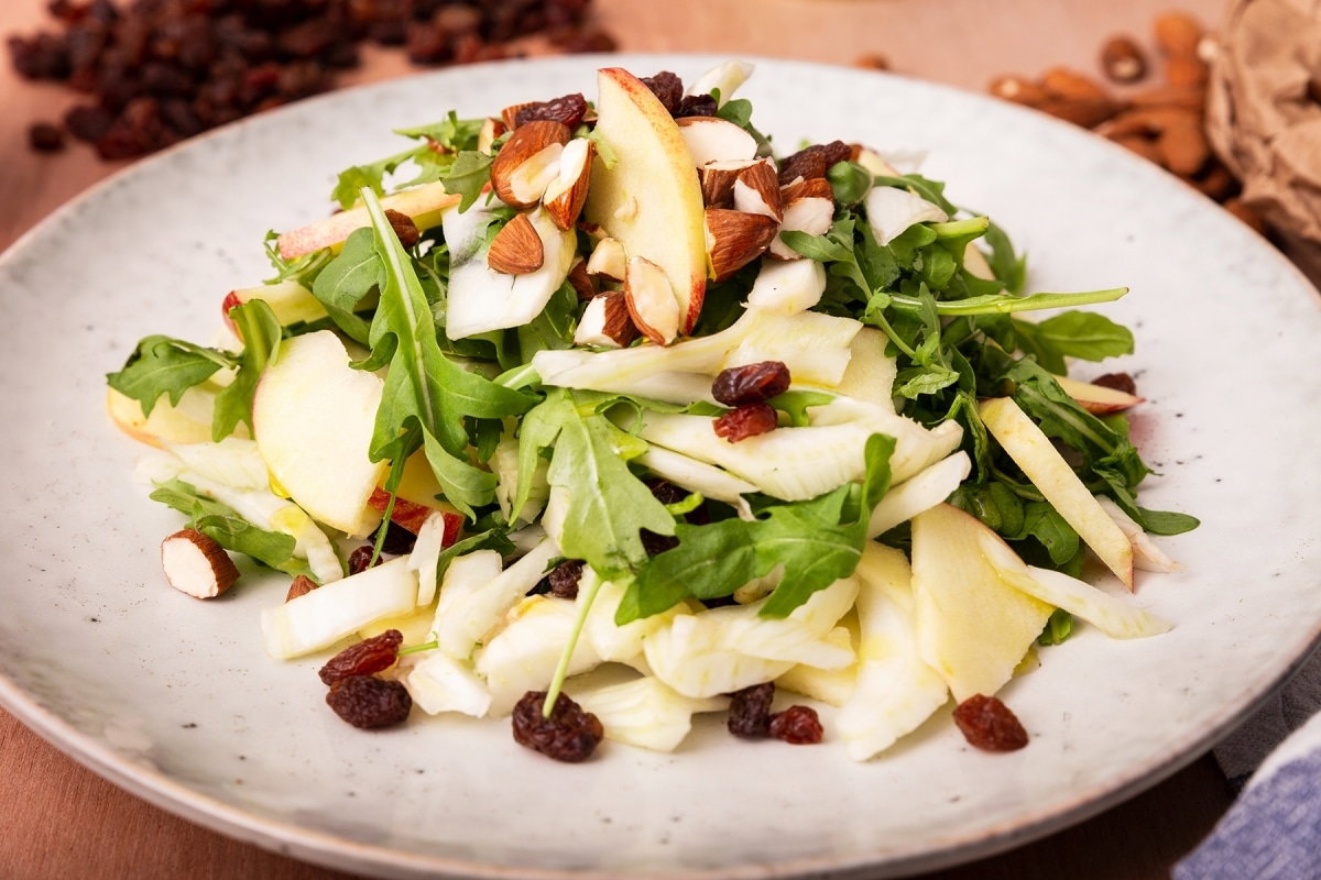 Healthy Recipe: Crunchy Apple-Fennel Salad