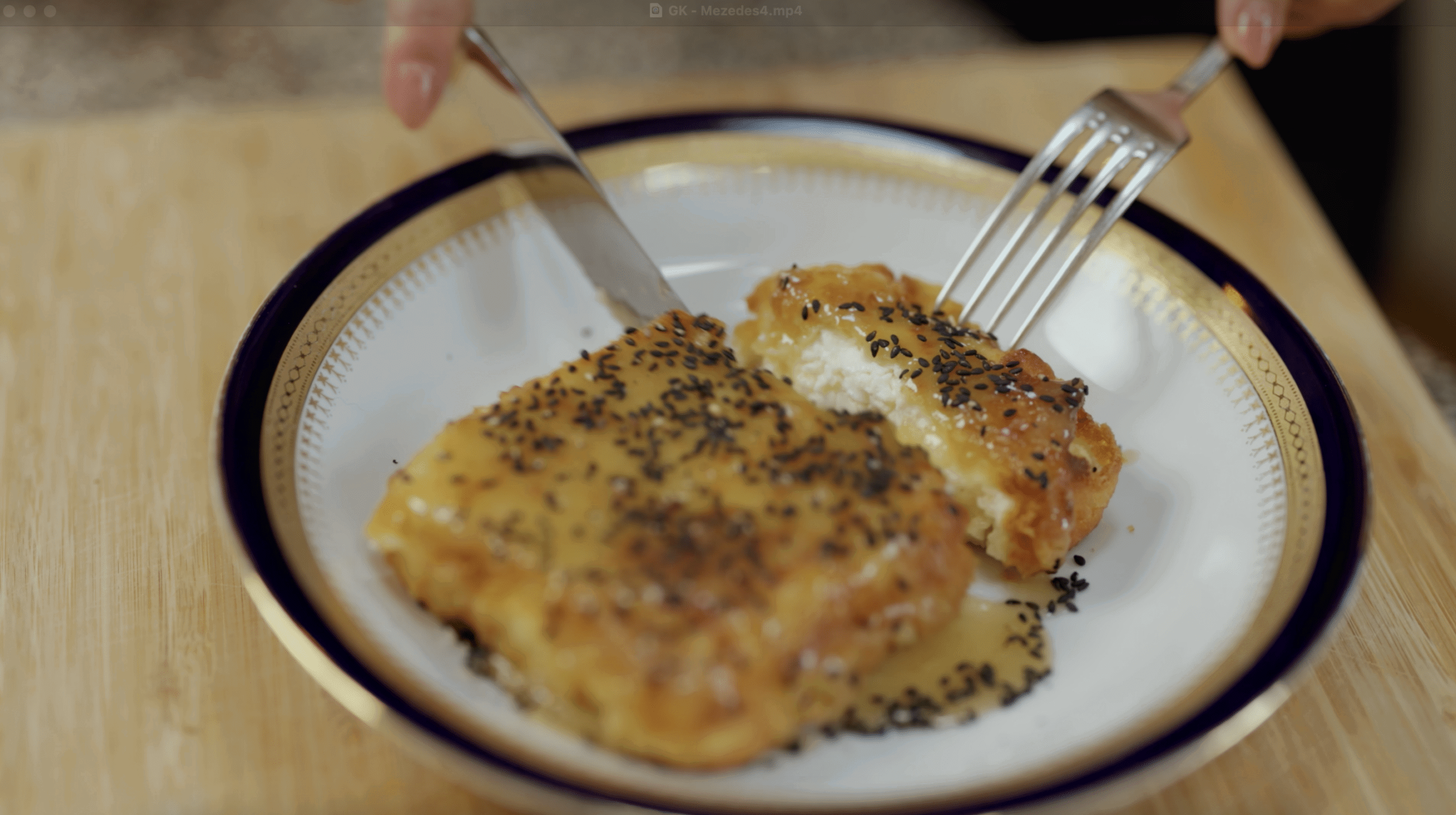 Griekse mezedes: Griekse saganaki gaat er altijd in