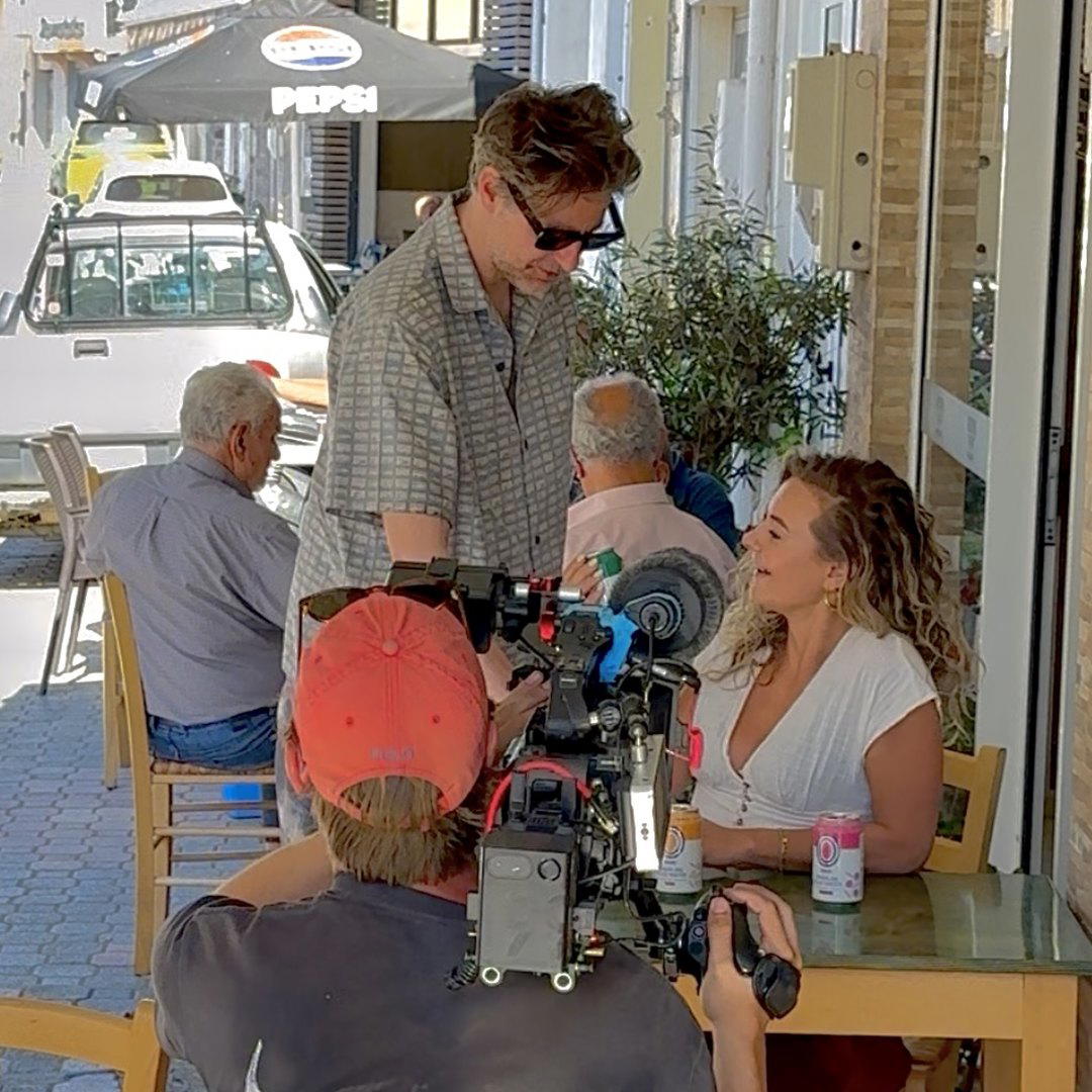 Manon Wouters op Kreta: bananen, lunch challenge en olijfwater taste test